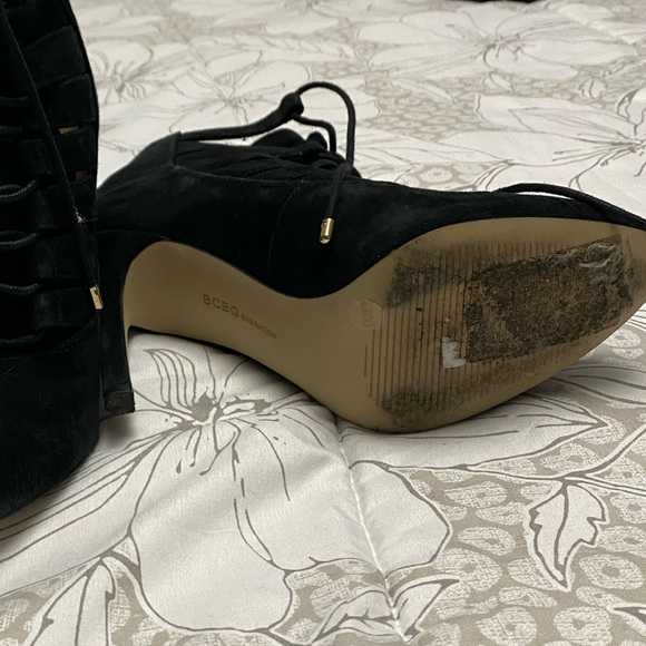 BCBG Boots - Picture 9 of 11